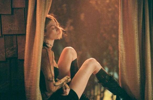 这些欲罢不能的欧美剧集让你的小长假不再无聊，完结的欧美剧（盘点10部近期开播多题材英美剧集）