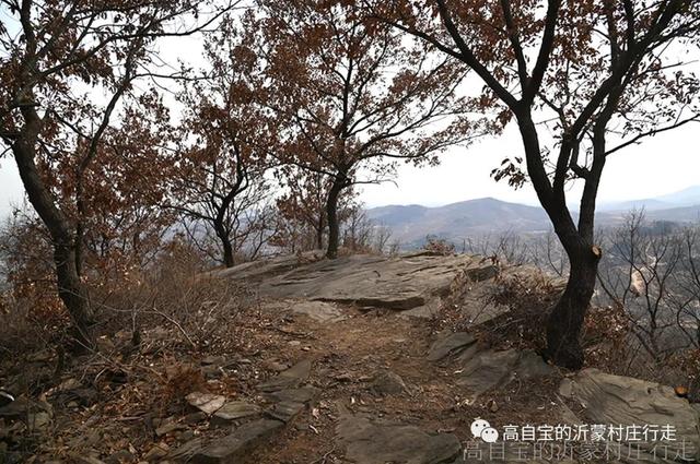 山东临沂东师古村，东师古村恐怖在哪儿（爬上朝山看库区）