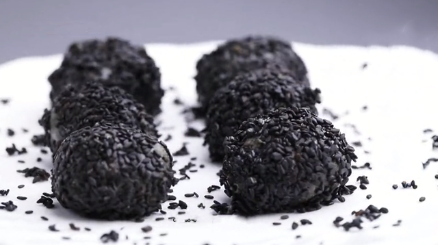 吃芝麻的好处和坏处，盘点经常吃芝麻的好处和坏处（可惜很多人都没吃对）